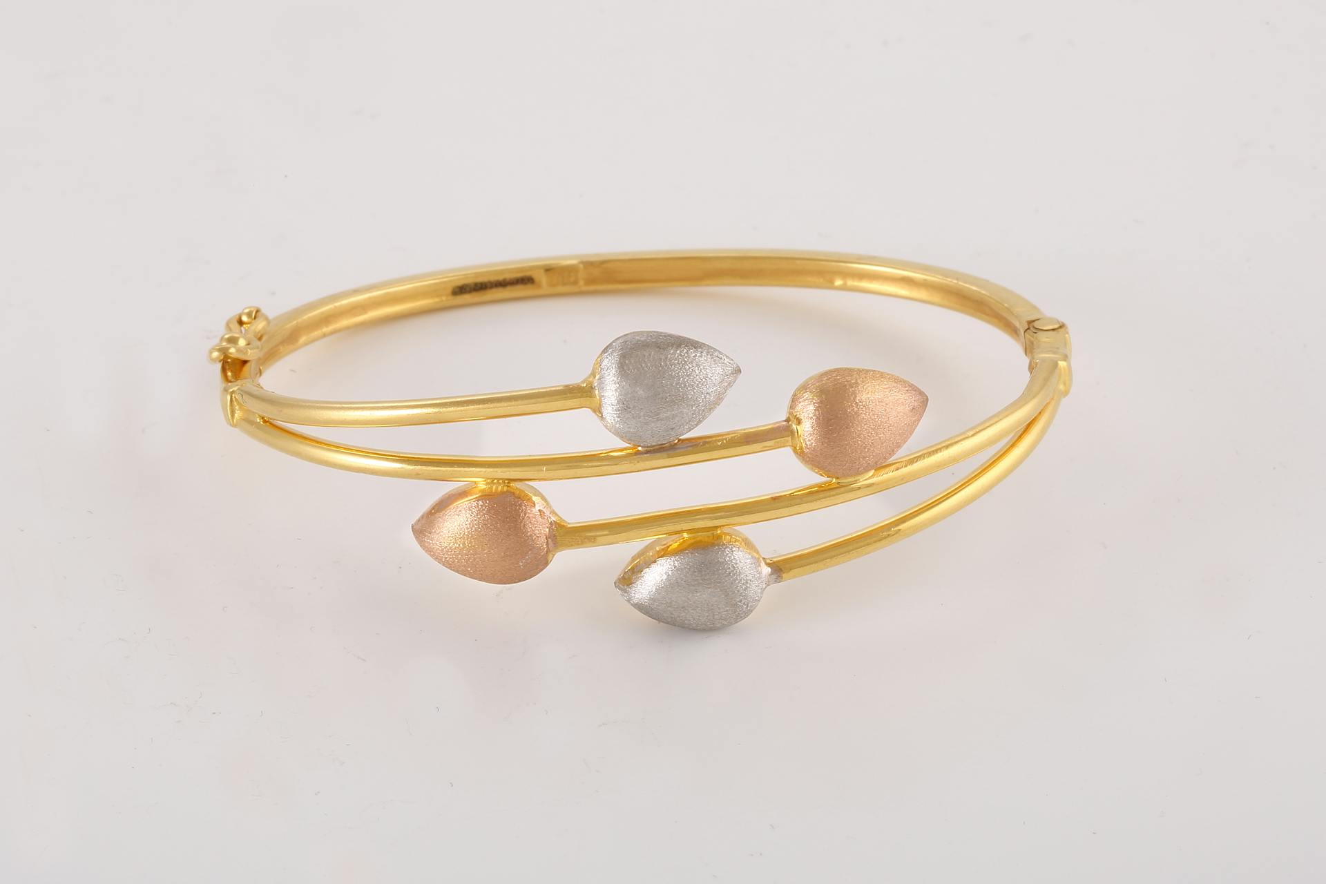 Sand blasting jewellery service in Melbourne